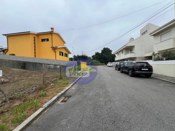 Terreno para Venda em Grijó e Sermonde