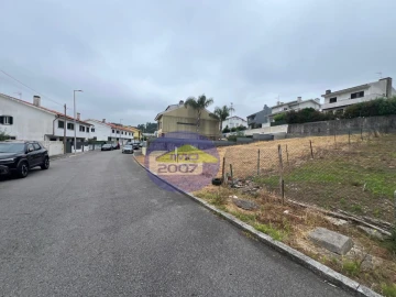 Terreno para Venda em Grijó e Sermonde