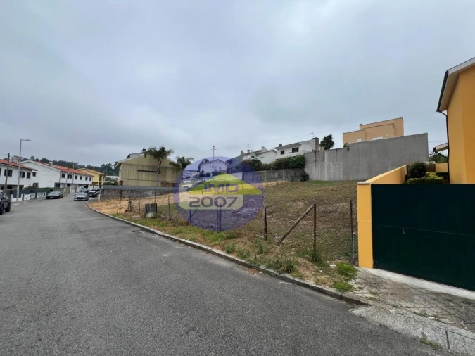 Terreno para Venda em Grijó e Sermonde Foto 4