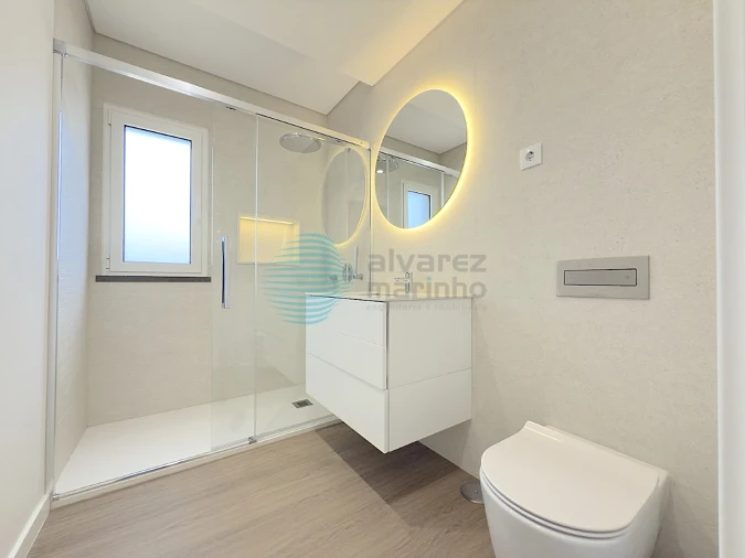 Moradia T3 para Venda em Turquel Foto 28