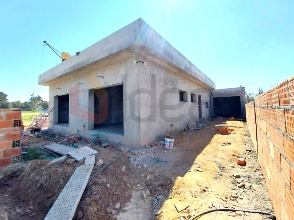 Moradia T4 para Venda em Quinta do Anjo Foto 15