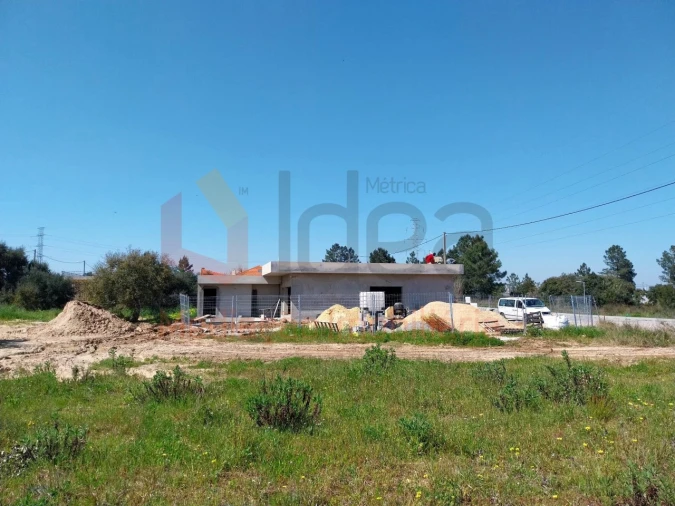 Moradia T4 para Venda em Quinta do Anjo Foto 8