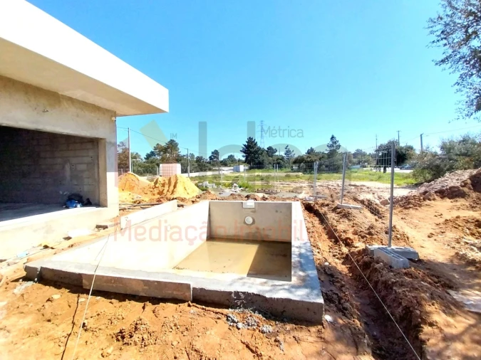Moradia T4 para Venda em Quinta do Anjo Foto 16