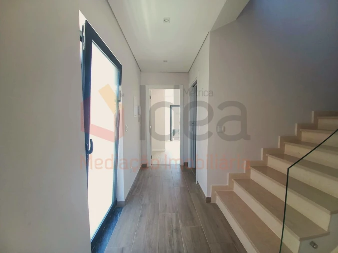 Moradia T4 para Venda em Quinta do Anjo Foto 25