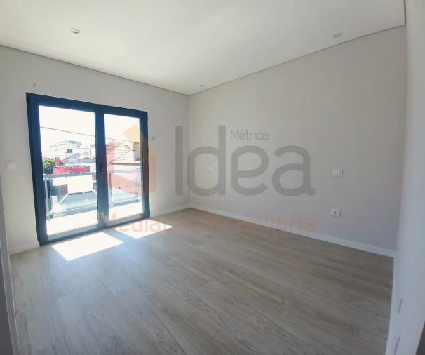 Moradia T4 para Venda em Quinta do Anjo Foto 27