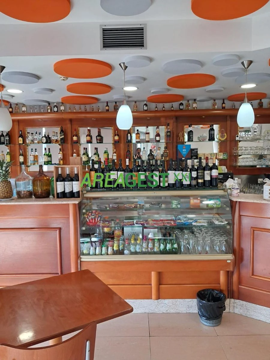 Negócio para Venda em Venda do Pinheiro e Santo Estêvão das Galés Foto 2