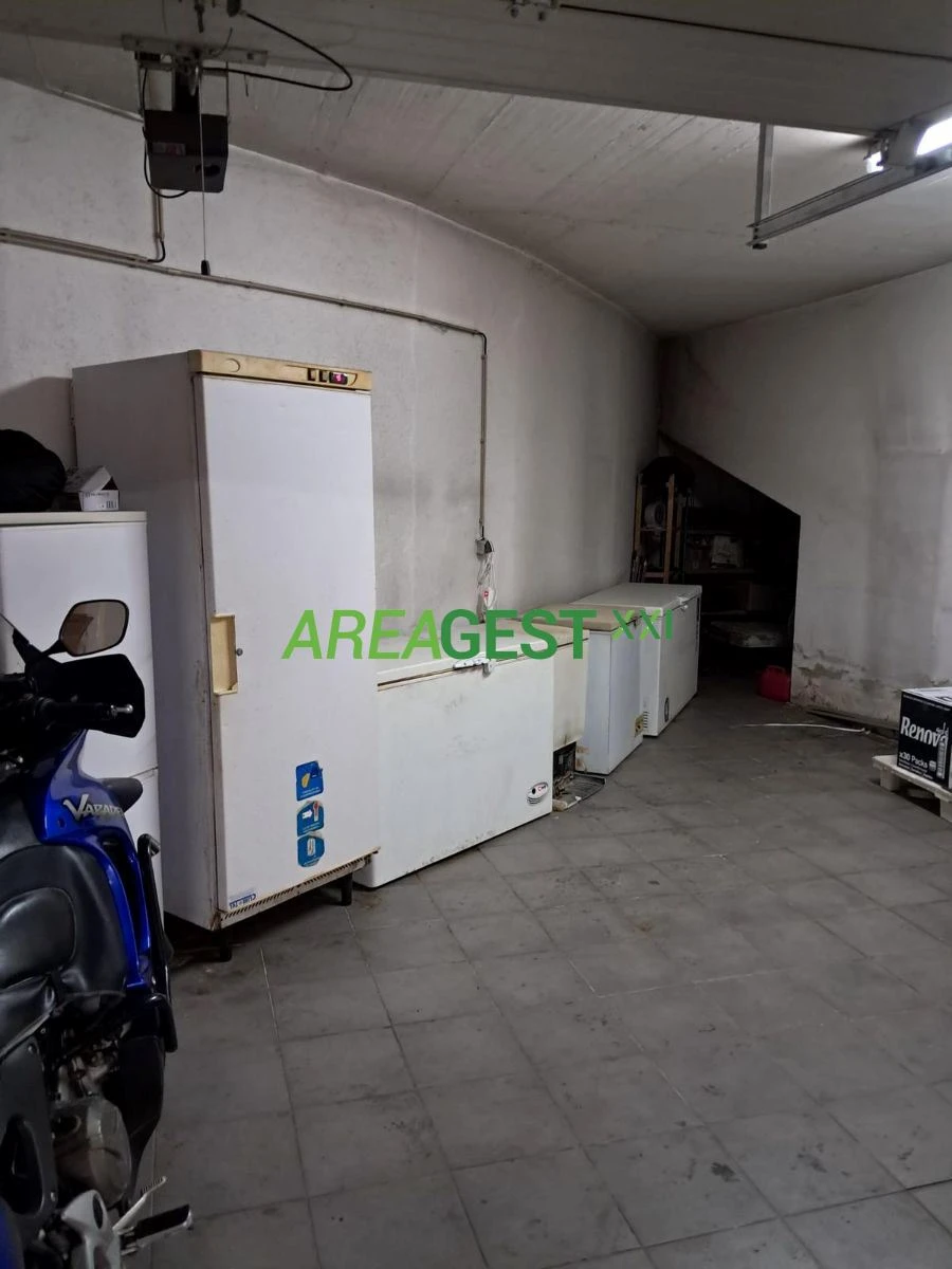 Negócio para Venda em Venda do Pinheiro e Santo Estêvão das Galés Foto 11