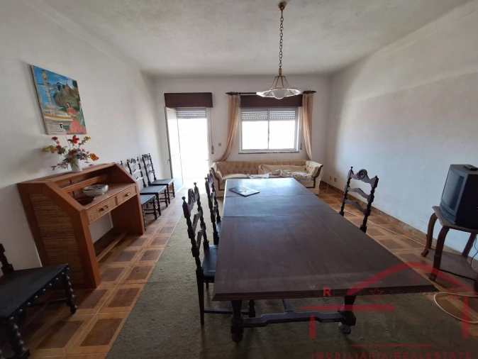 Apartamento T2 para Venda em Atouguia da Baleia Foto 11