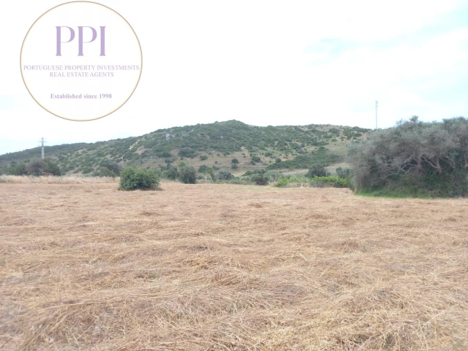 Terreno para Venda em Budens Foto 4