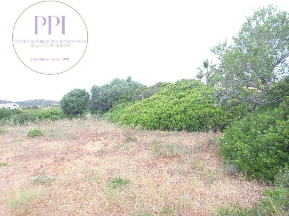 Terreno para Venda em Budens Foto 6