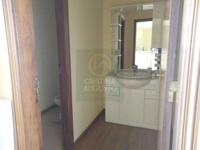 Loja para Venda em Castelo Branco Foto 3