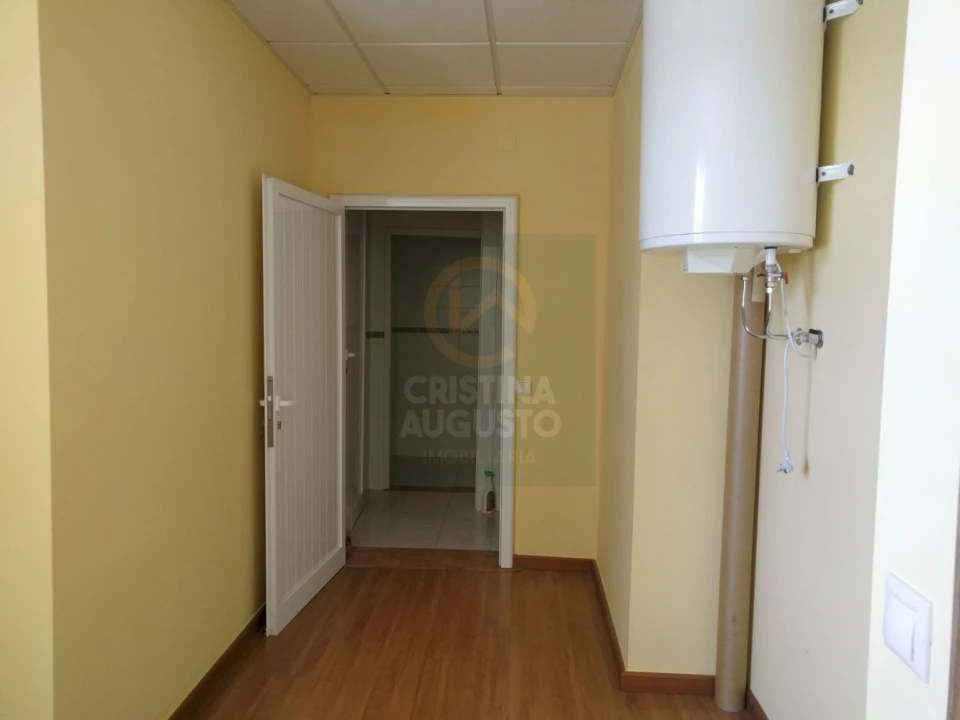 Loja para Venda em Castelo Branco Foto 2