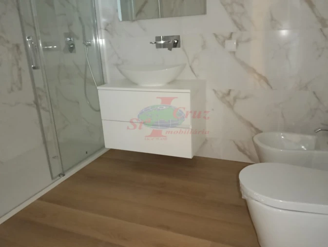 Apartamento T2 para Venda em Santo Antonio dos Olivais Foto 10