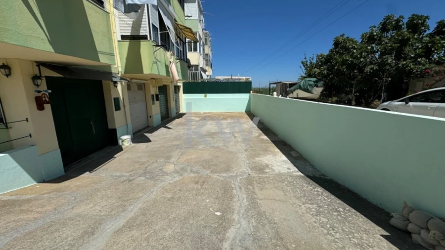 Garagem para Venda em Sado Foto 7