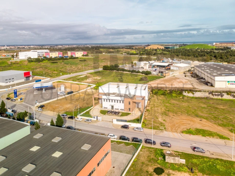 Terreno Comércio / Armazém para Venda em Sado Foto 13