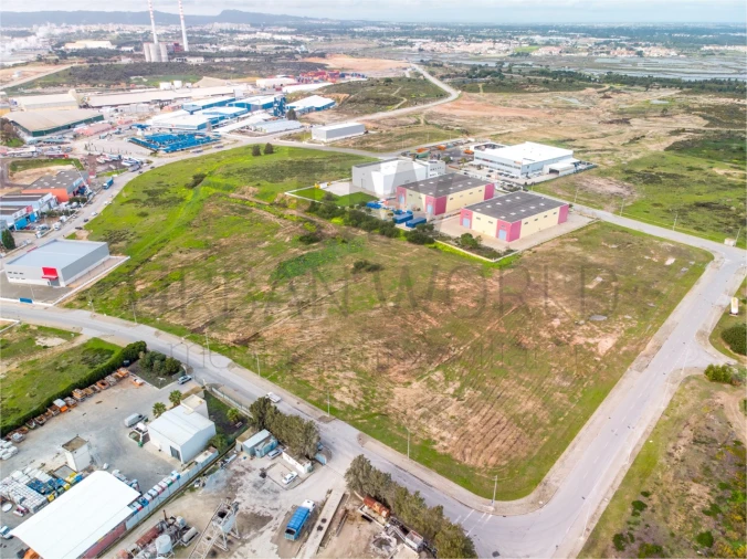 Terreno Comércio / Armazém para Venda em Sado Foto 7