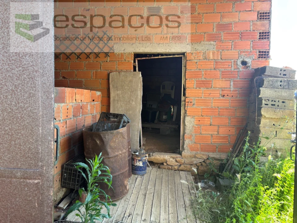 Terreno para Venda em Escalos de Baixo e Mata Foto 10