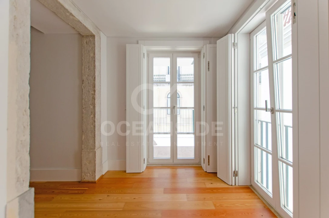 Apartamento T1 para Arrendamento em Santa Maria Maior Foto 3