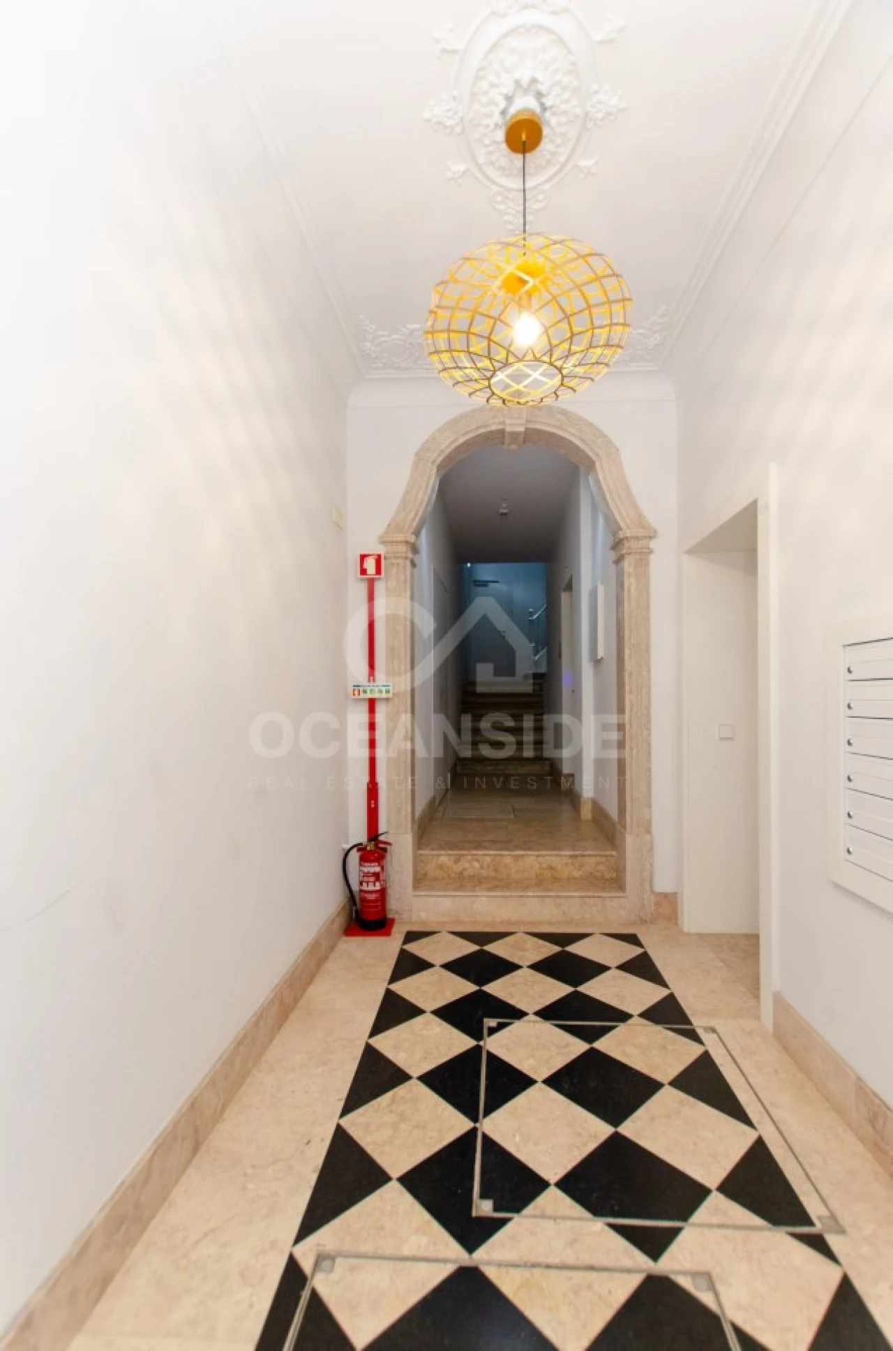 Apartamento T1 para Arrendamento em Santa Maria Maior Foto 16