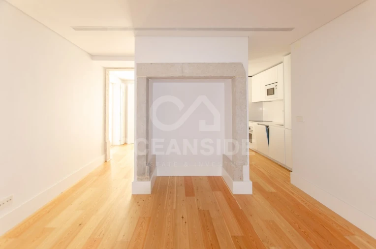 Apartamento T1 para Arrendamento em Santa Maria Maior Foto 7