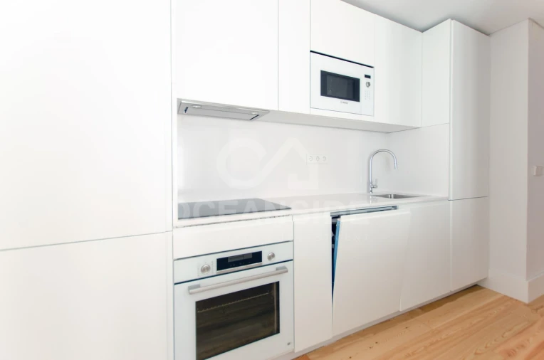 Apartamento T1 para Arrendamento em Santa Maria Maior Foto 5