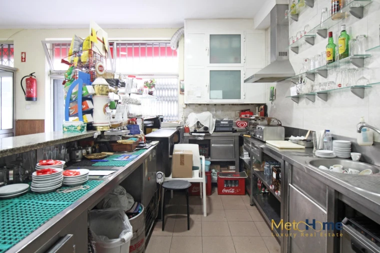 Negócio para Arrendamento em Santa Marinha e São Pedro da Afurada Foto 6