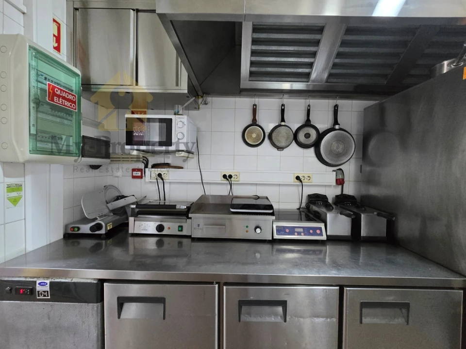 Negócio para Venda em Ferreiras Foto 15