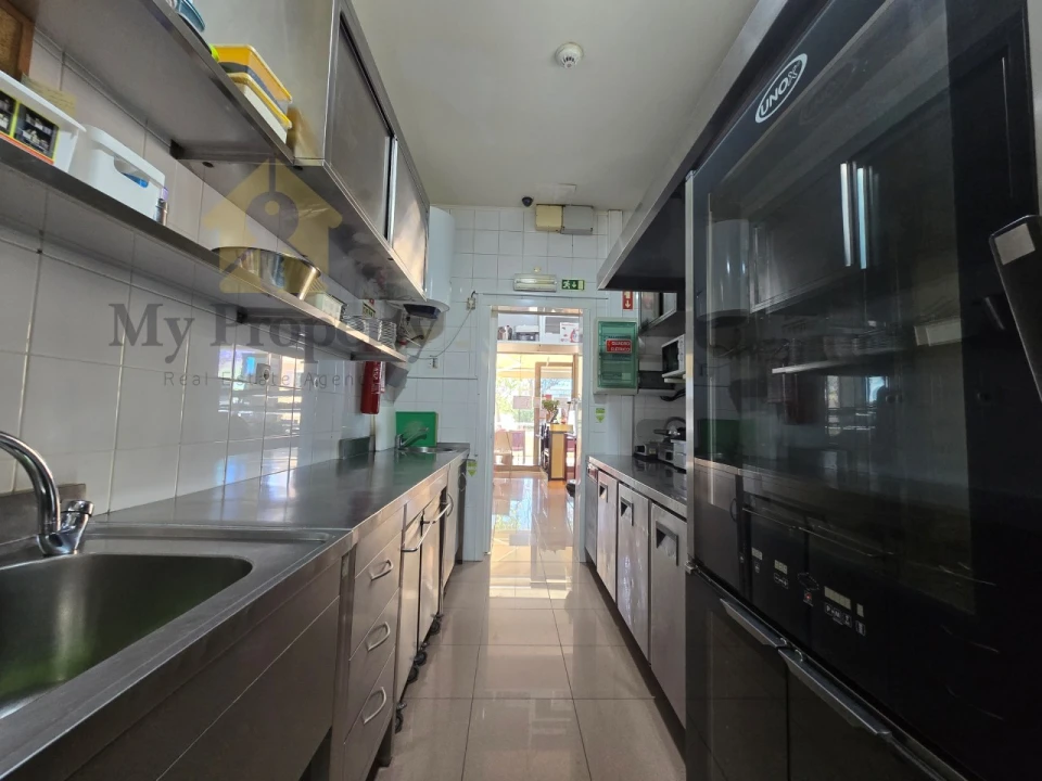 Negócio para Venda em Ferreiras Foto 19