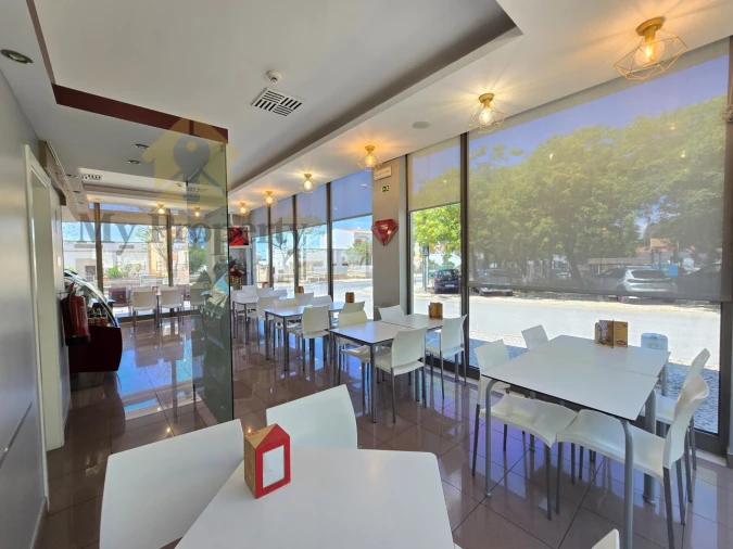 Negócio para Venda em Ferreiras Foto 6