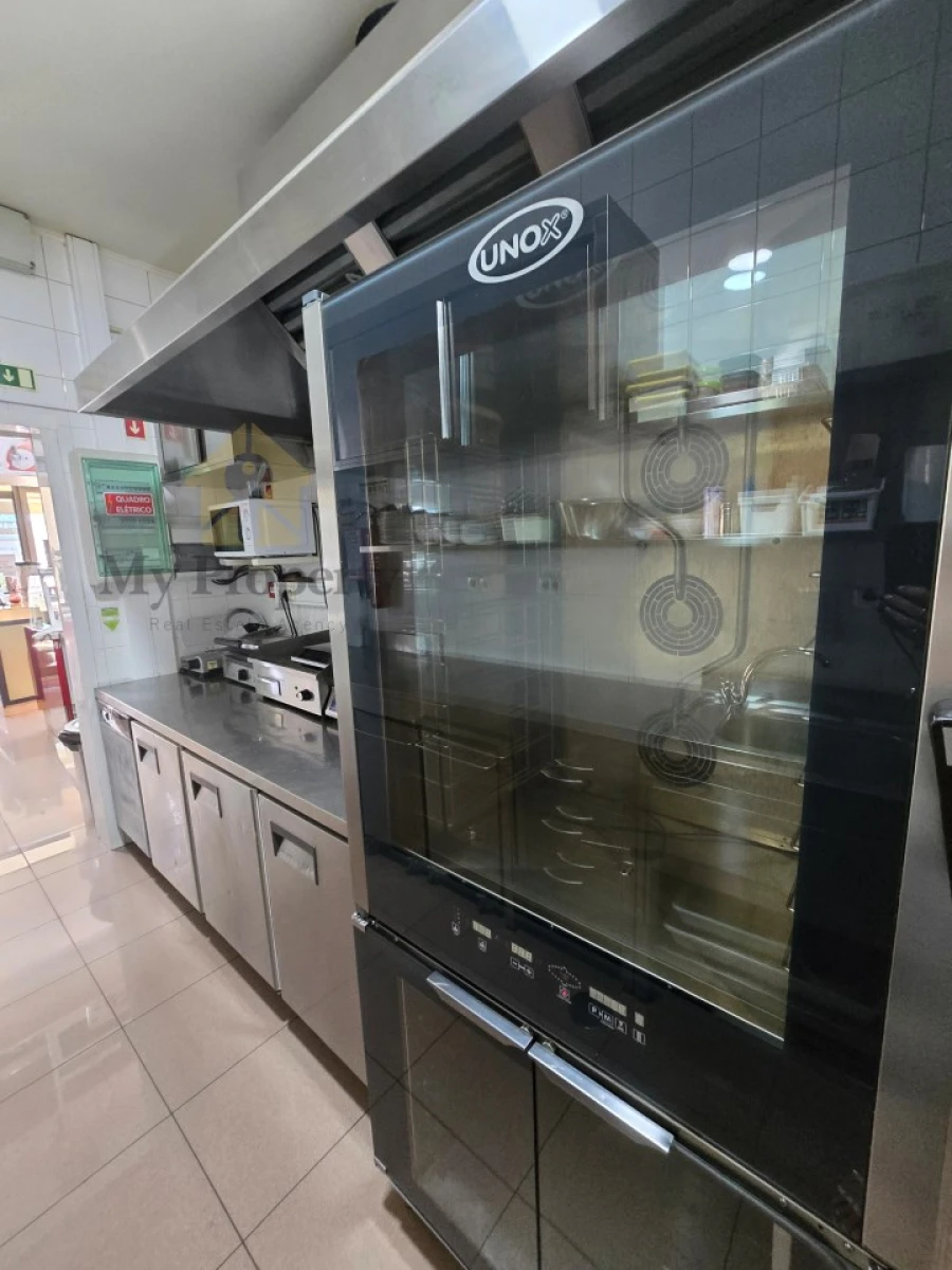 Negócio para Venda em Ferreiras Foto 13