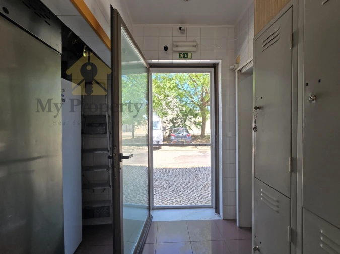 Negócio para Venda em Ferreiras Foto 14