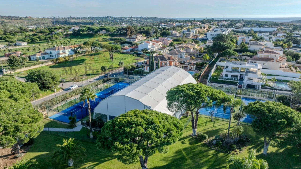 Apartamento T3 para Venda em Quarteira Foto 28