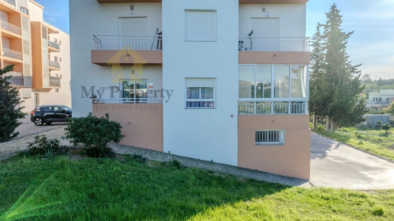 Apartamento T3 para Venda em Quarteira Foto 29