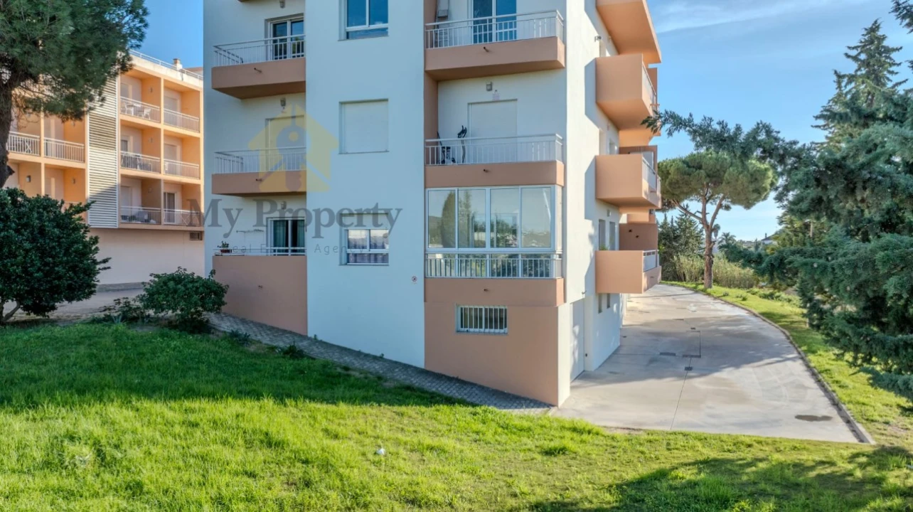 Apartamento T3 para Venda em Quarteira Foto 31