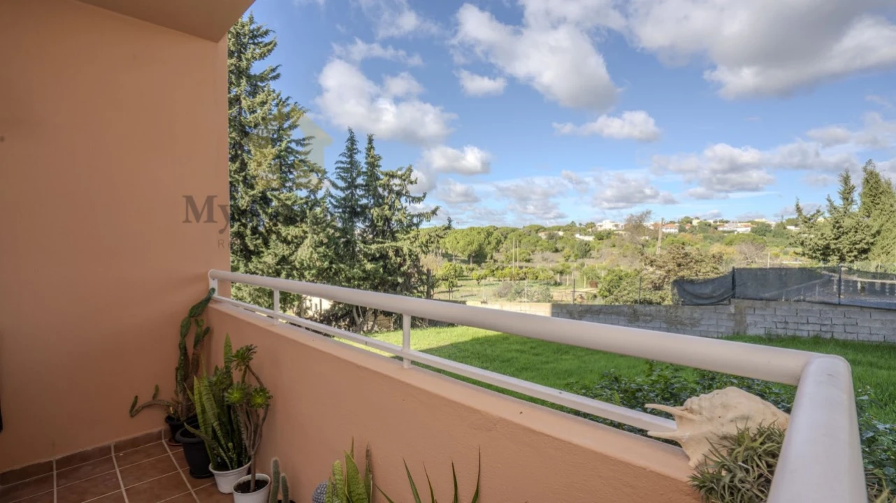 Apartamento T3 para Venda em Quarteira Foto 39