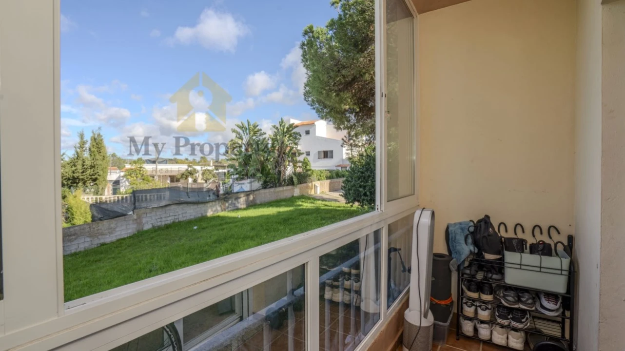 Apartamento T3 para Venda em Quarteira Foto 42