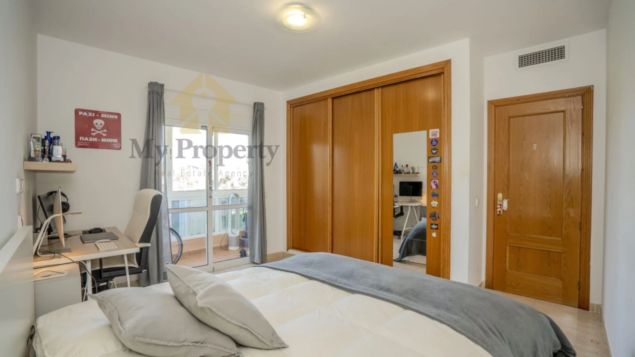 Apartamento T3 para Venda em Quarteira Foto 10