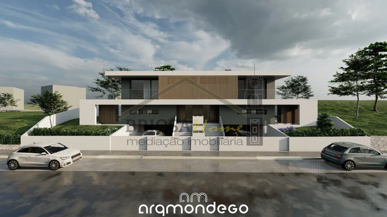 Moradia T4 para Venda em Santa Clara e Castelo Viegas Foto 1