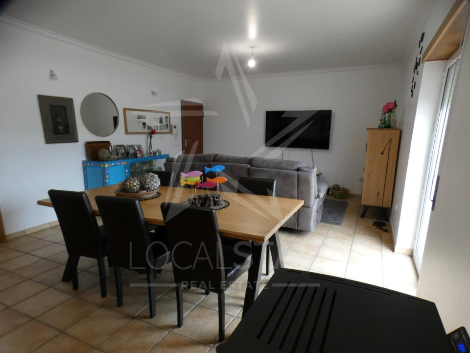 Apartamento T2 para Venda em Tornada e Salir do Porto Foto 3