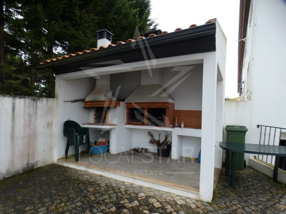 Apartamento T2 para Venda em Tornada e Salir do Porto Foto 30