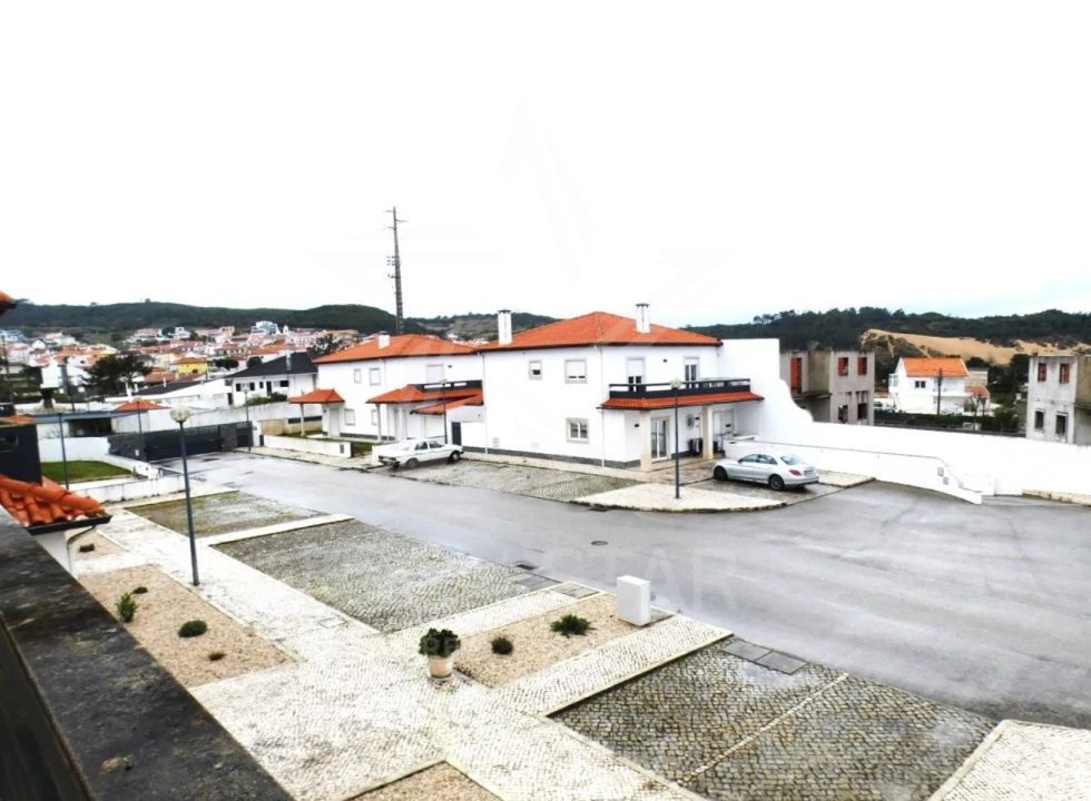 Apartamento T2 para Venda em Tornada e Salir do Porto Foto 39