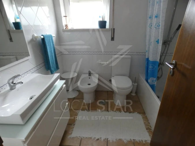 Apartamento T2 para Venda em Tornada e Salir do Porto Foto 17