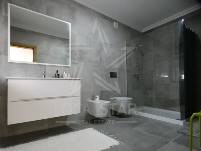 Apartamento T2 para Venda em Tornada e Salir do Porto Foto 20