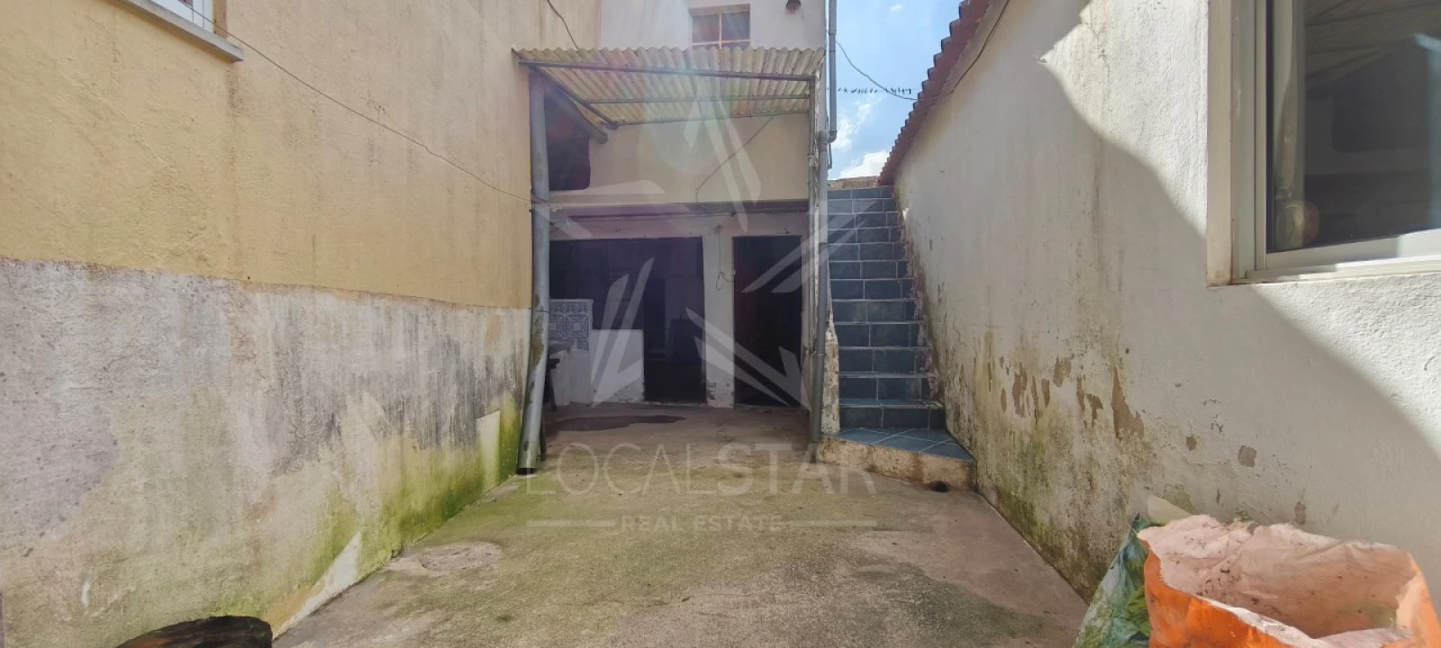 Moradia T3 para Venda em Alvorninha Foto 48