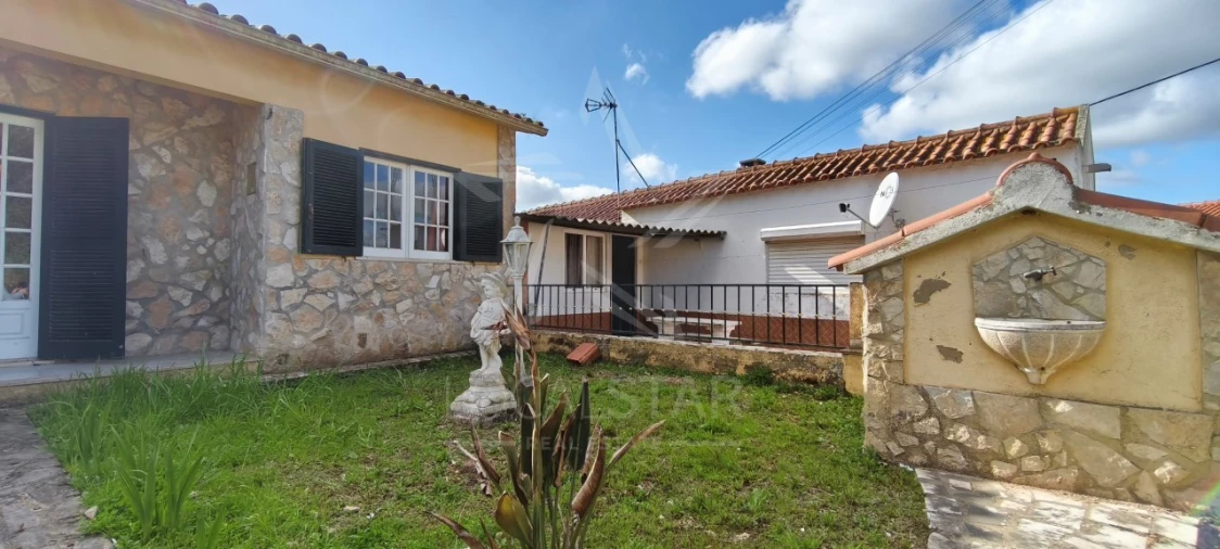 Moradia T3 para Venda em Alvorninha