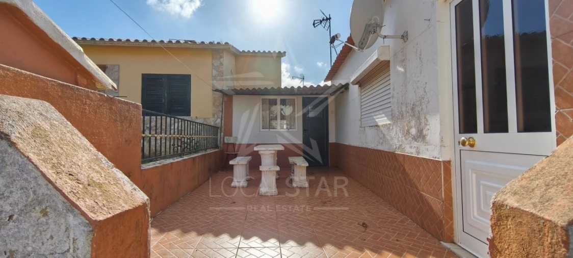 Moradia T3 para Venda em Alvorninha Foto 23