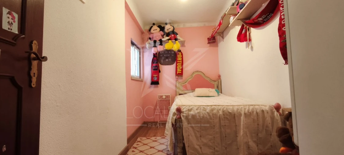 Moradia T3 para Venda em Alvorninha Foto 17