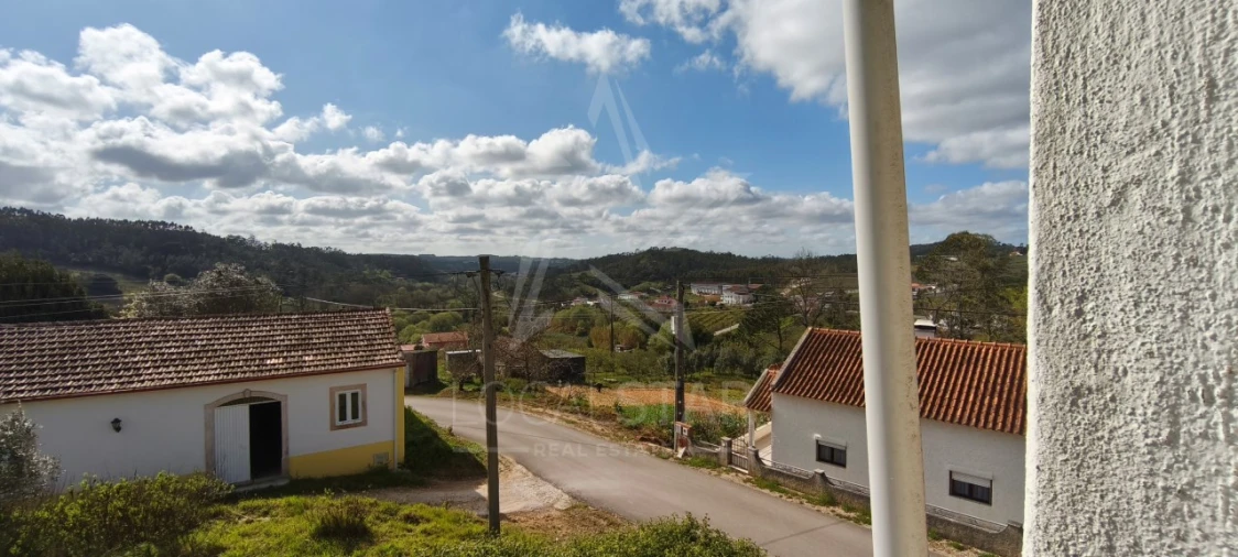 Moradia T3 para Venda em Alvorninha Foto 53