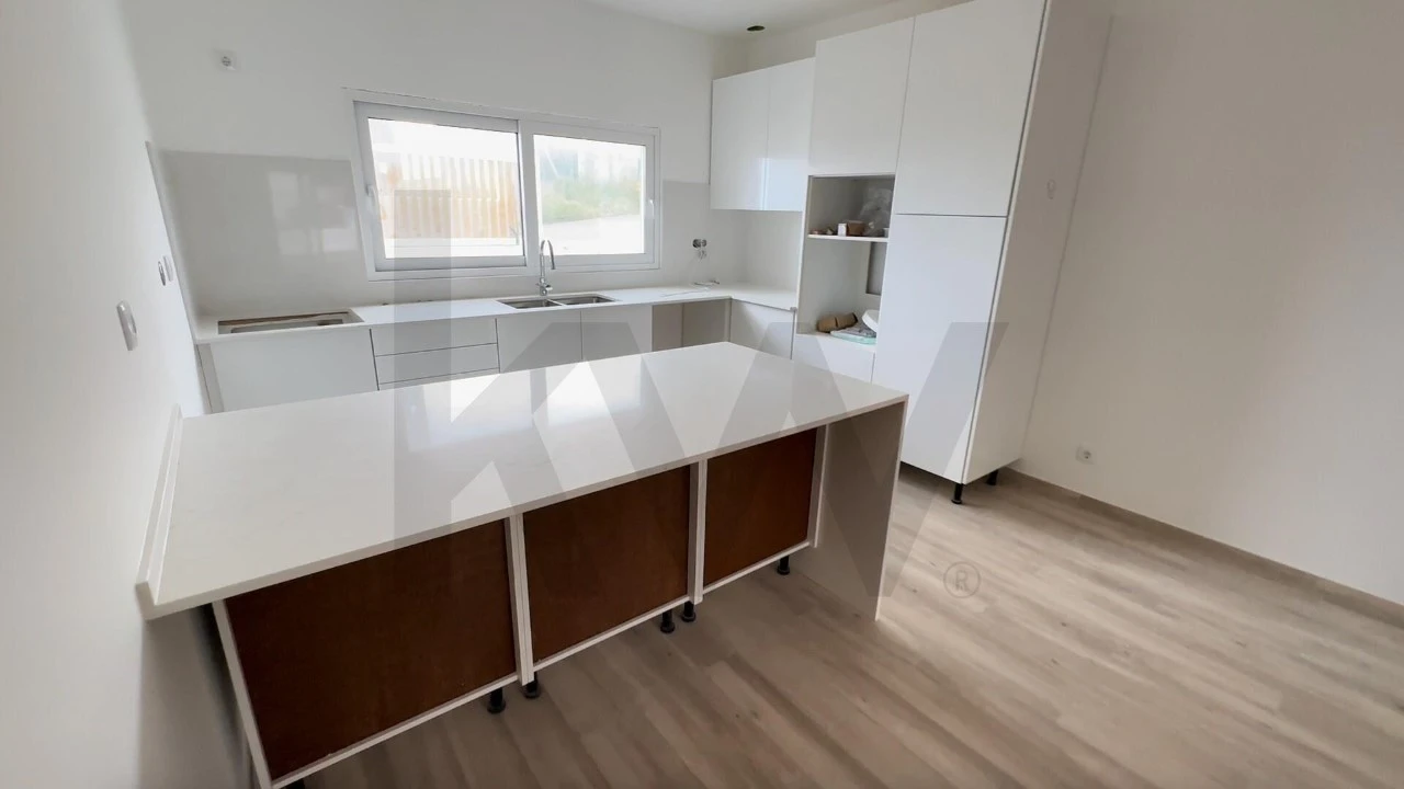 Moradia T3 para Venda em São João das Lampas e Terrugem Foto 11