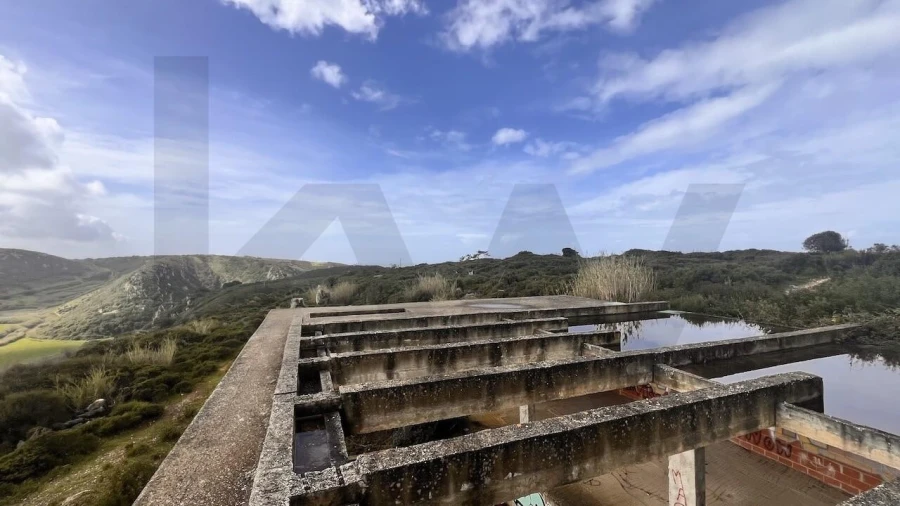 Moradia T7 para Venda em São Pedro da Cadeira Foto 16